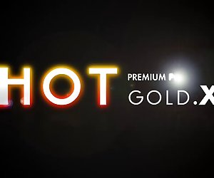 Hotgold stunning blonde l-anus lioness