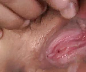 Żewġ cocks għall-sabiħa ġappuniżi