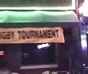 Thai teen tagħti blowjob wara twil street walkthrough